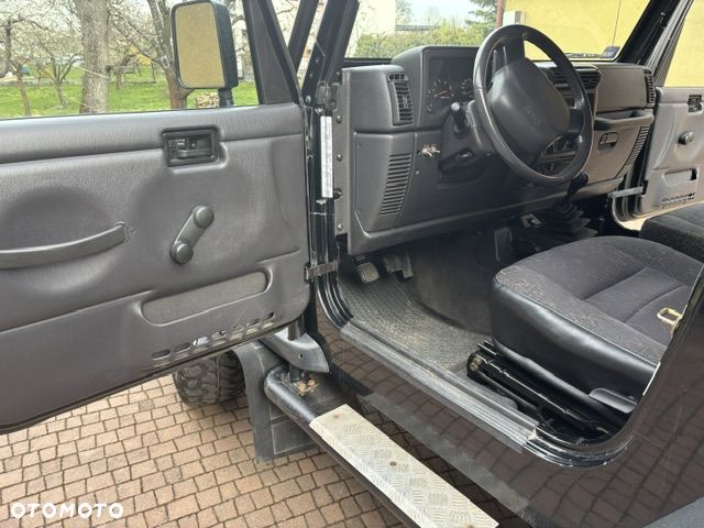 Jeep Wrangler 4.0 Sport - 6