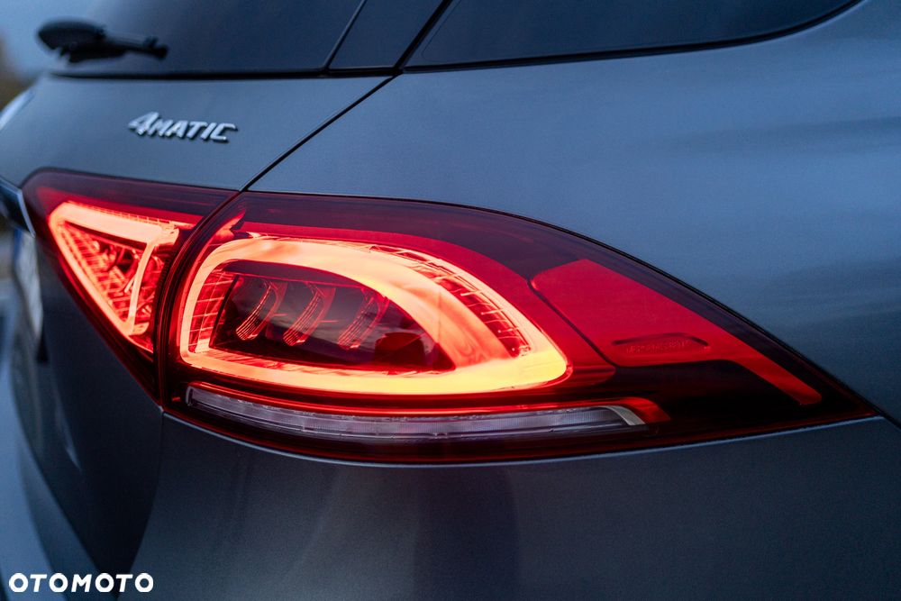 Mercedes-Benz GLE - 28