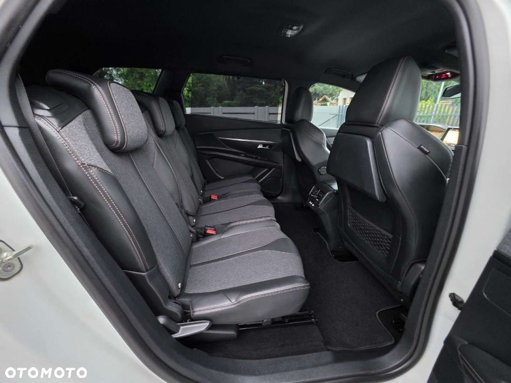 Peugeot 5008 - 26