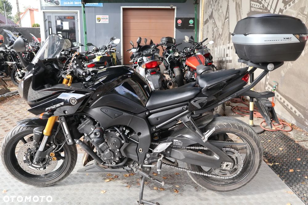 Yamaha FZ8