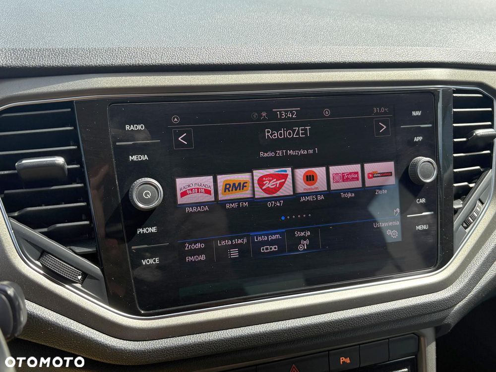 Volkswagen T-Roc 1.0 TSI Advance - 21