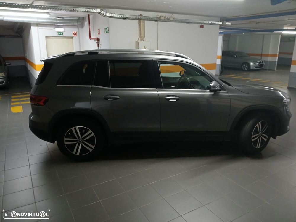 Mercedes-Benz GLB 180 - 6