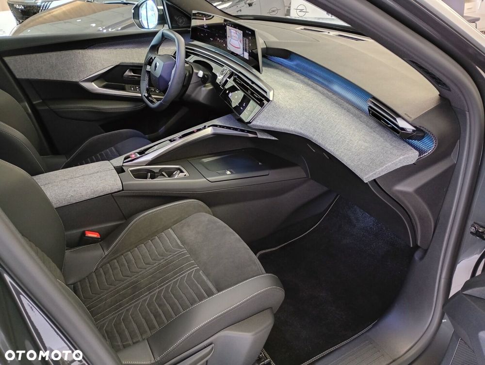 Peugeot 3008 1.2 PureTech mHEV GT S&S e-DCS6 - 10