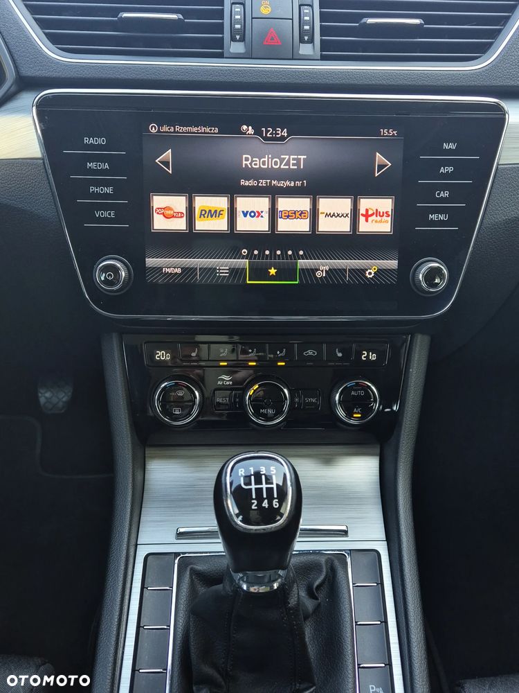 Skoda Superb 2.0 TDI Ambition - 11