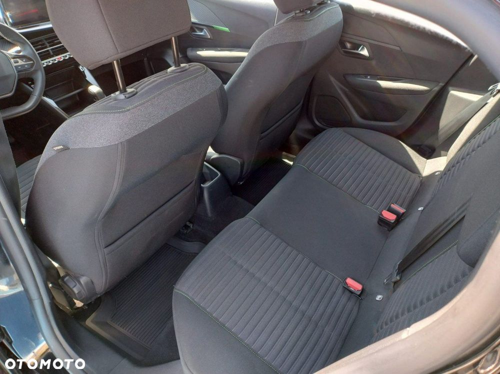 Peugeot 208 - 9