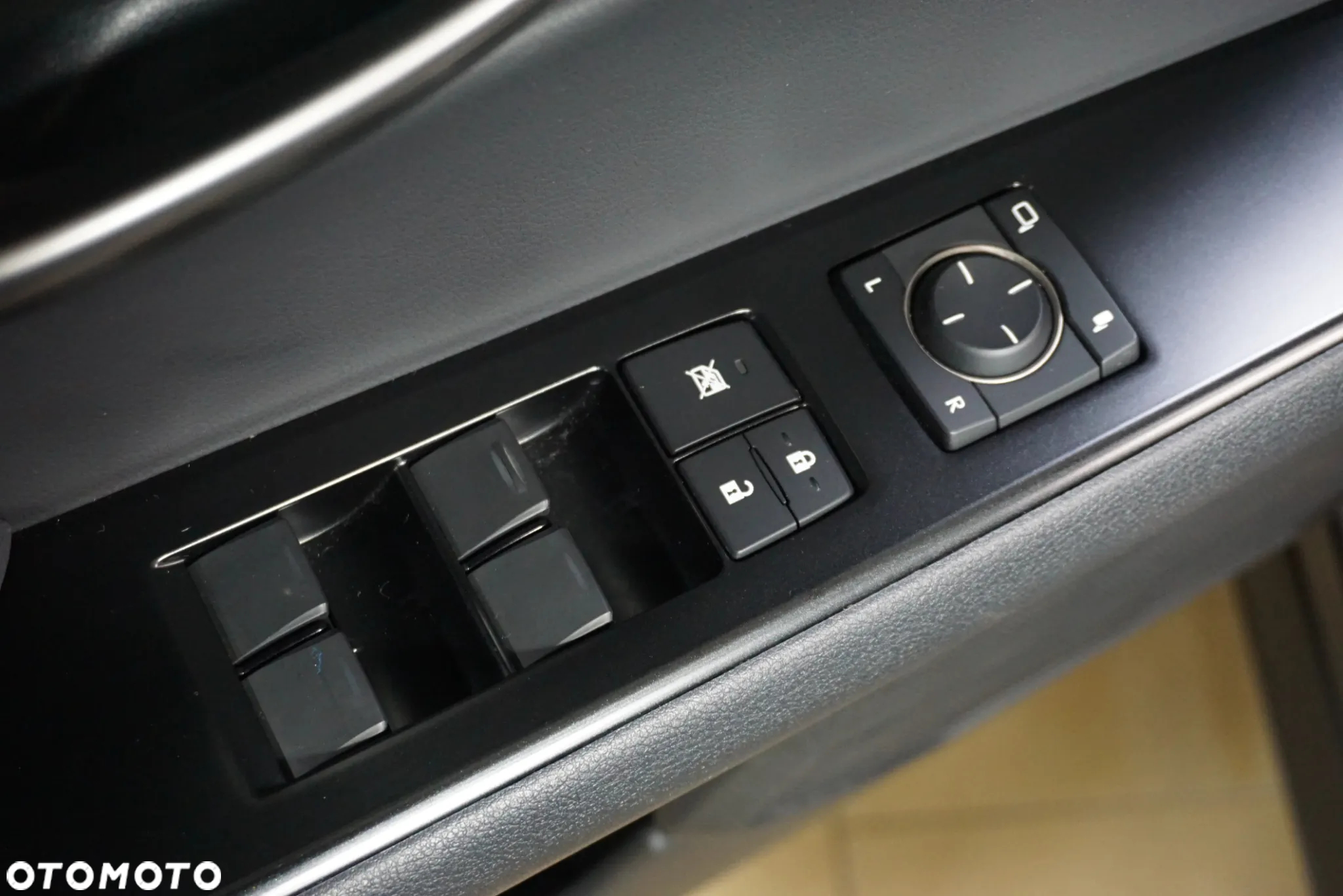 Lexus UX 300e 54.3 kWh Prestige 2WD - 34