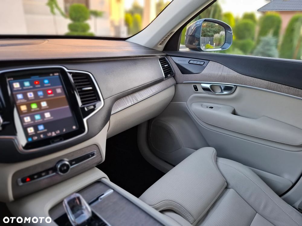 Volvo XC 90 - 19