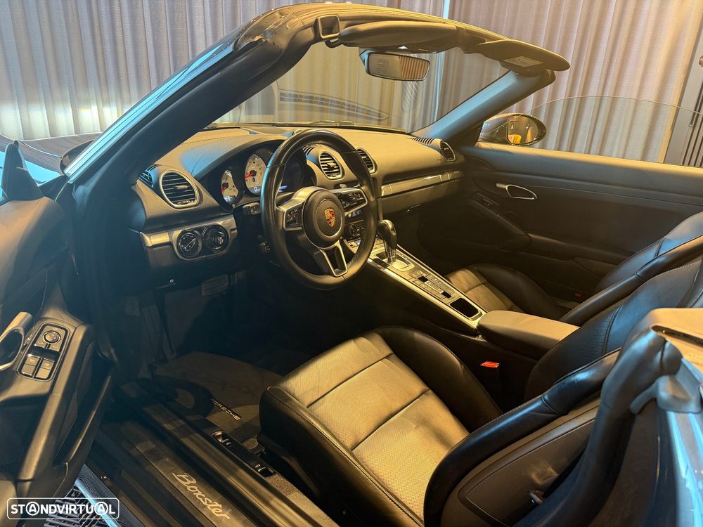 Porsche 718 Boxster 2.0 T PDK - 22