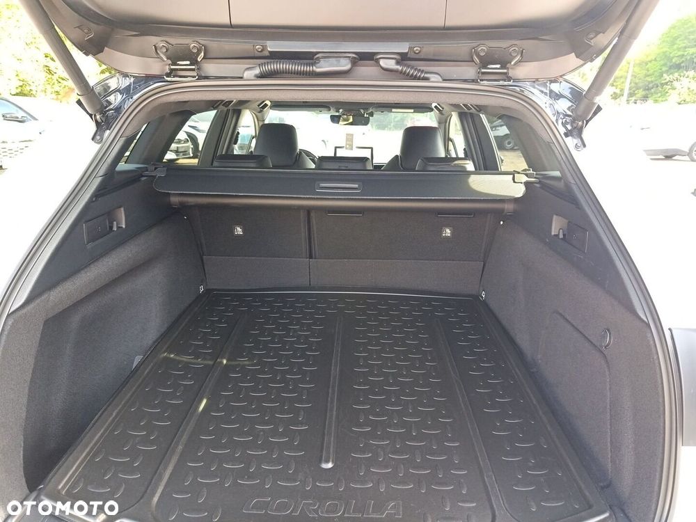 Toyota Corolla 2.0 Hybrid GR Sport Dynamic - 14