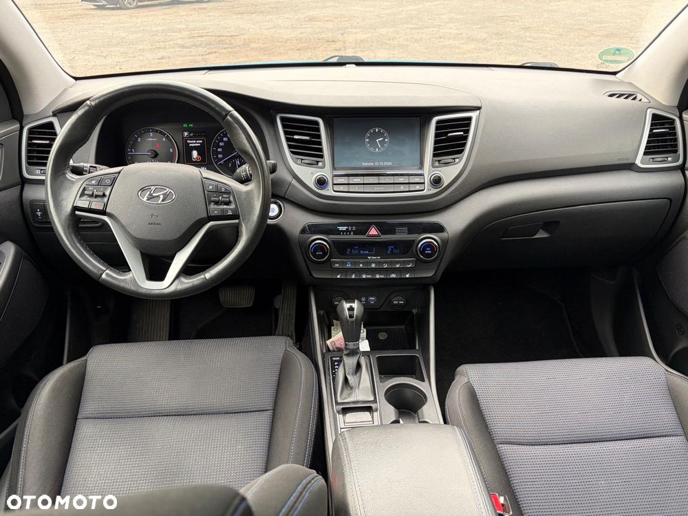 Hyundai Tucson 2.0 CRDI 4WD Automatik Premium - 29