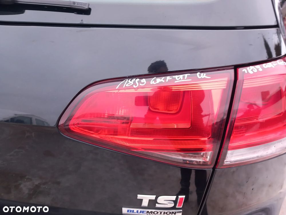 VW GOLF VII LAMPA PRAWA TYLNA PRAWY TYŁ W KLAPE HB UK - 2