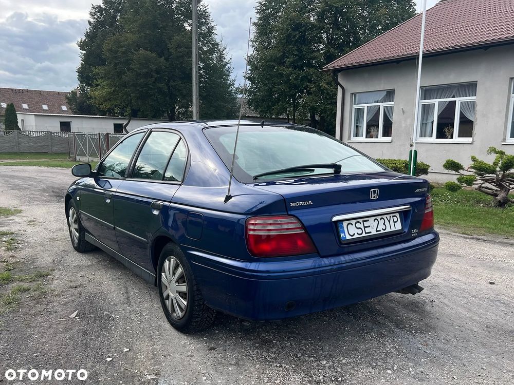 Honda Accord - 4