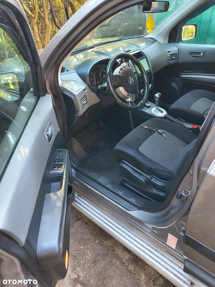 Nissan X-Trail 2.0 dCi LE - 9