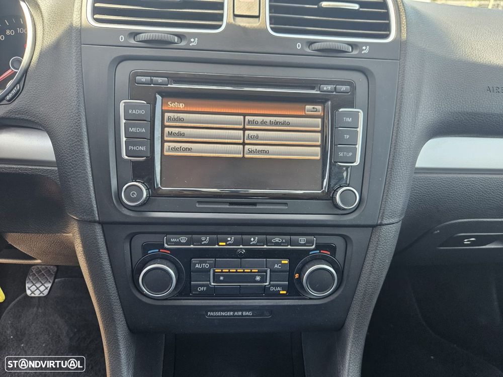 VW Golf Variant 1.6 TDi Highline - 28