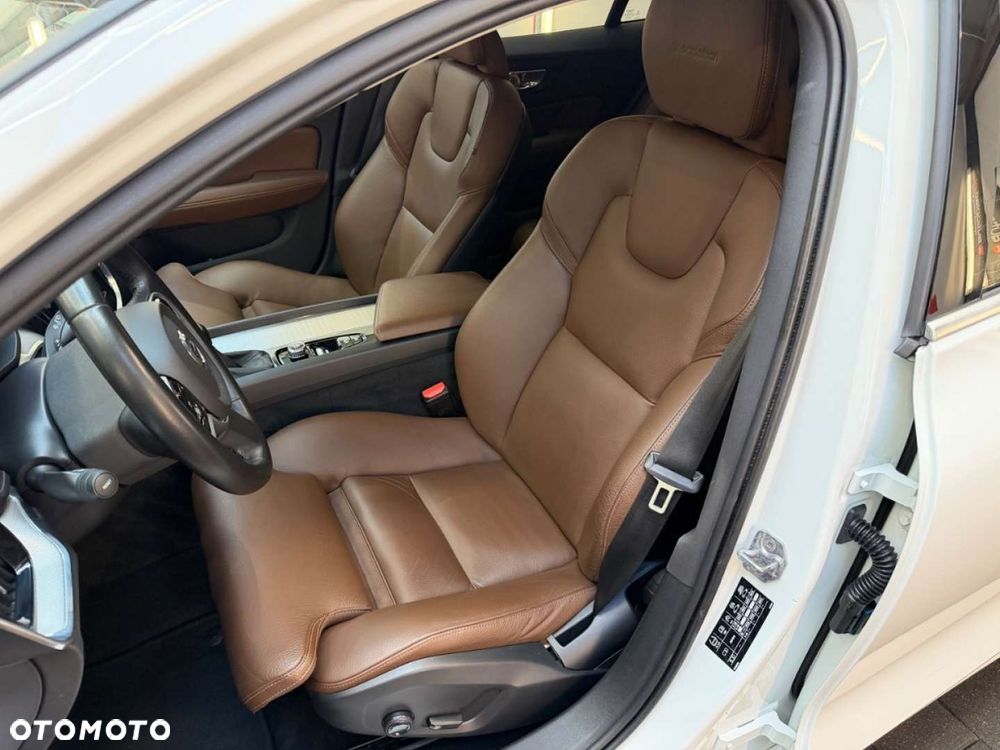 Volvo V60 - 23