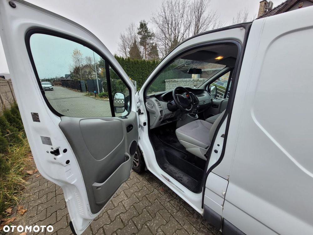Renault Trafic - 11