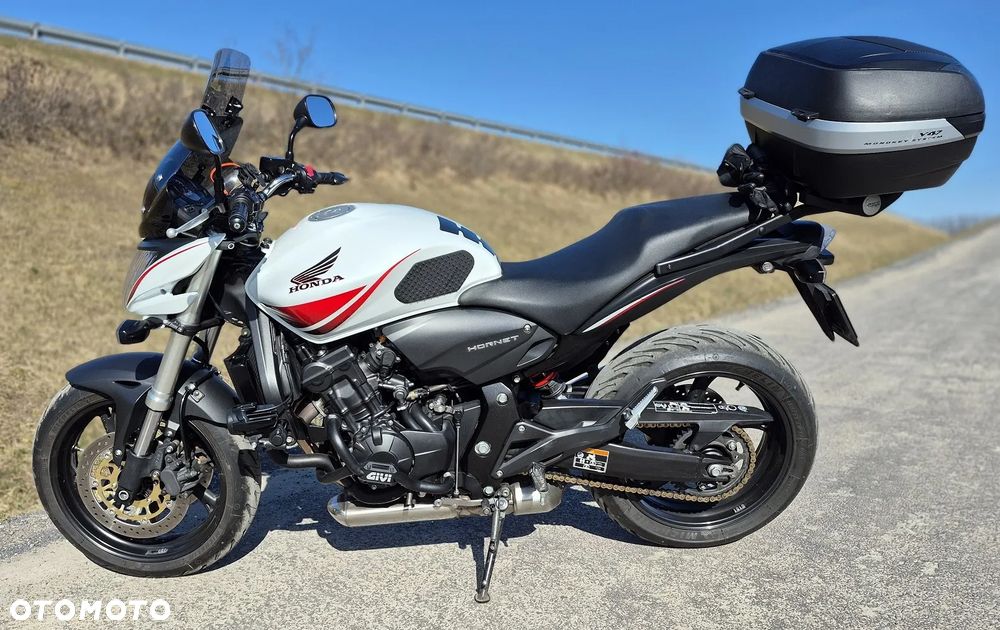Honda Hornet - 2