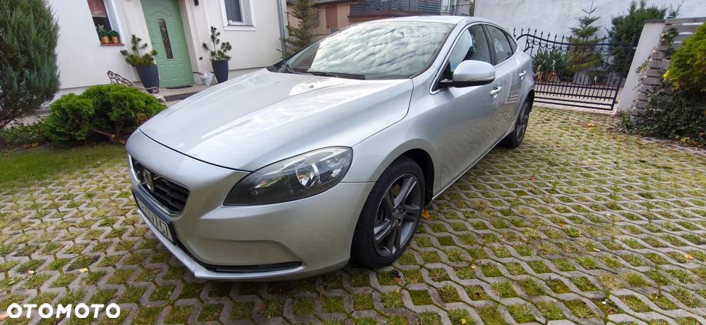 Volvo V40 2014 photo 2