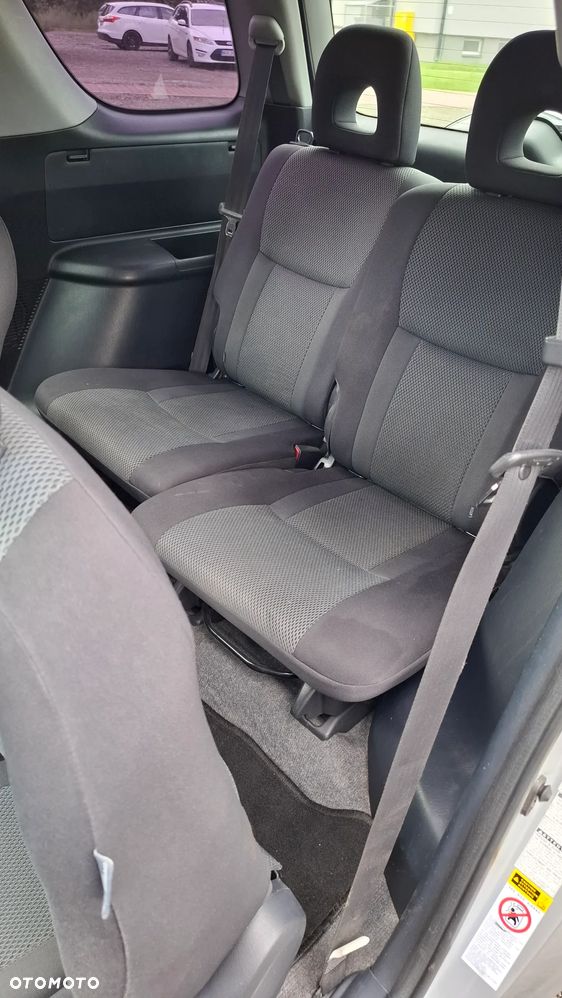 Toyota RAV4 - 9