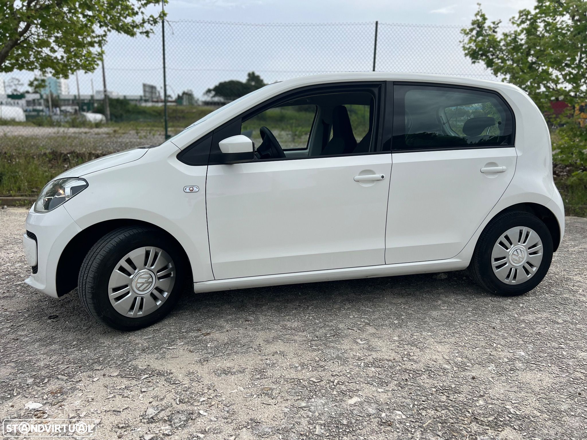 VW Up! 1.0 BlueMotion Move - 1