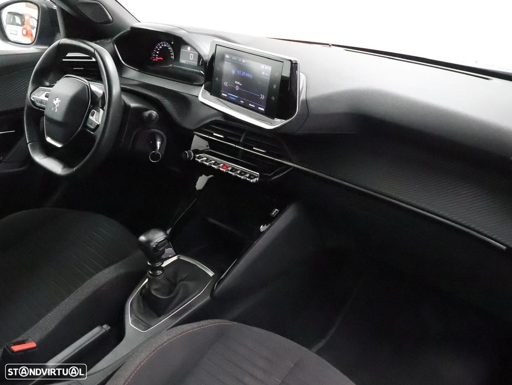 Peugeot 2008 1.2 PureTech Active Pack - 4