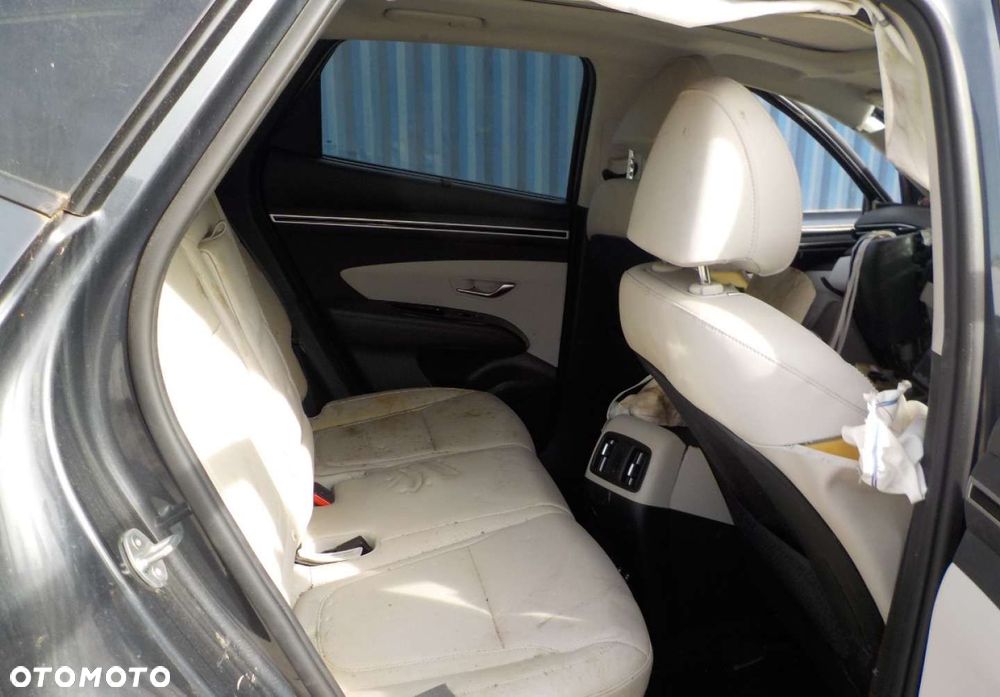 Hyundai Tucson - 16