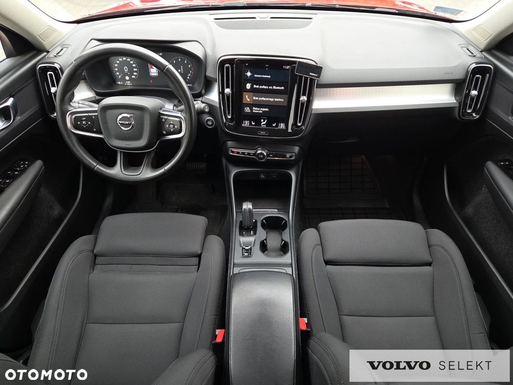 Volvo XC 40 T3 Momentum Pro - 11