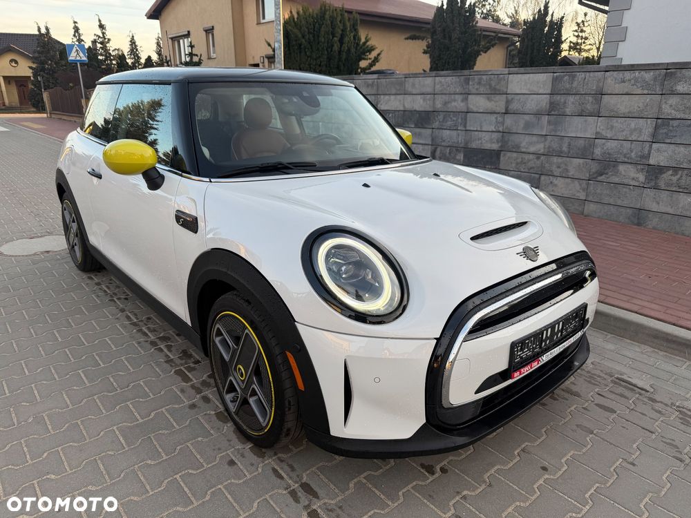 MINI Cooper SE Essential Trim - 3