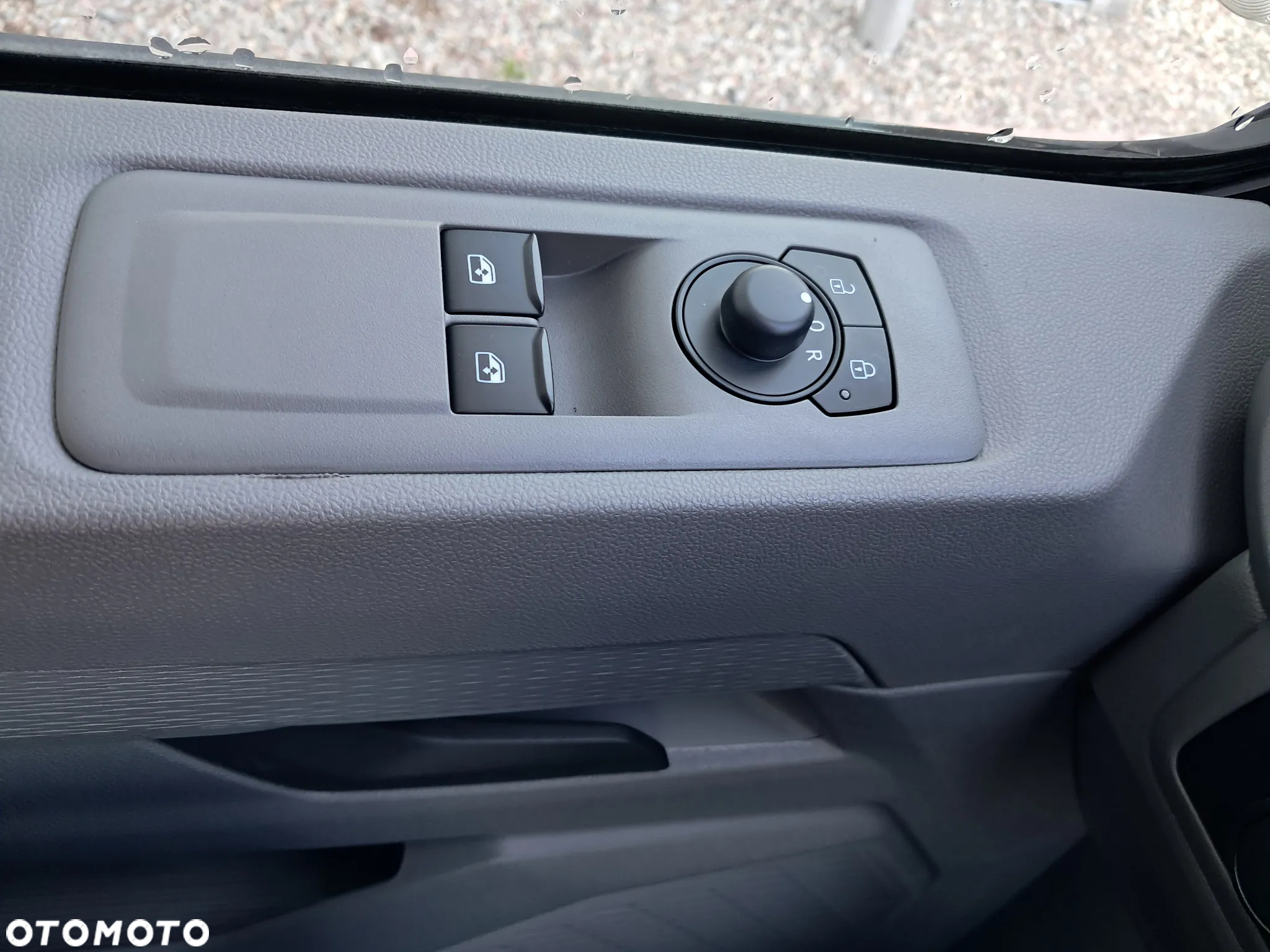 Volkswagen Transporter T7 - 28