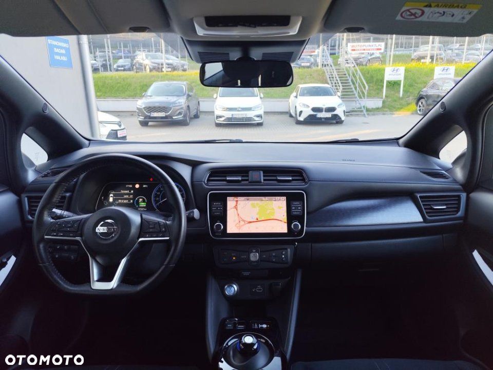 Nissan Leaf - 14