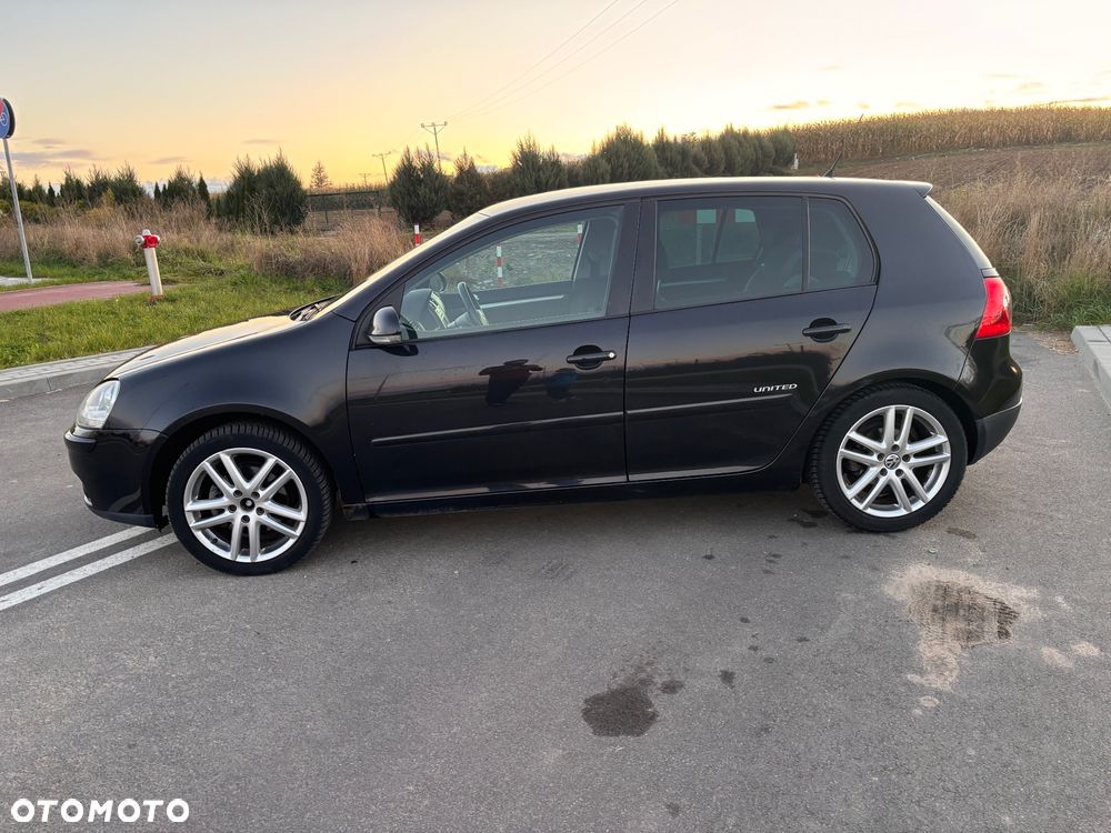 Volkswagen Golf V 1.4 TSI Comfortline - 6