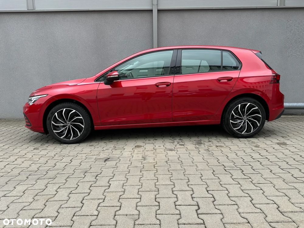 Volkswagen Golf - 6