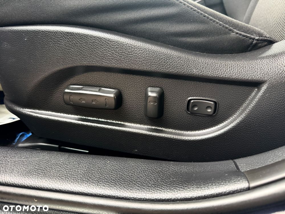 Hyundai i40 Kombi 1.6 Trend - 30