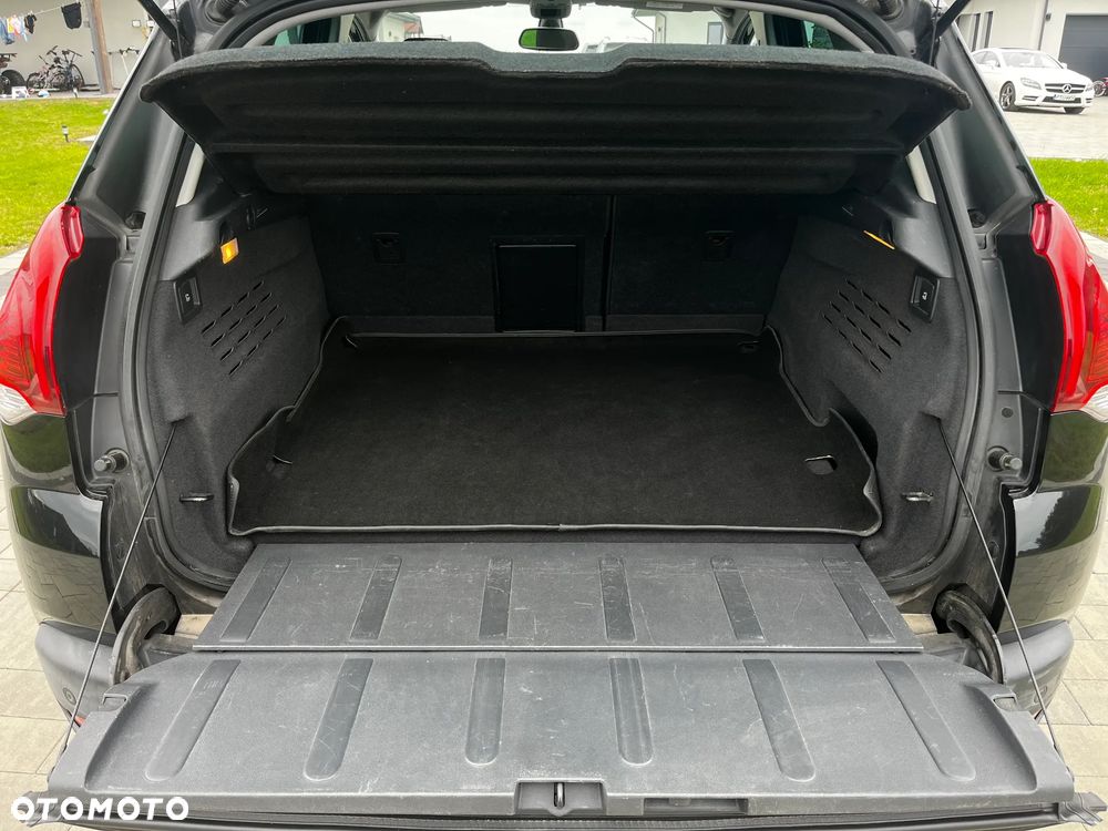 Peugeot 3008 2.0 HDi HYbrid4 - 17