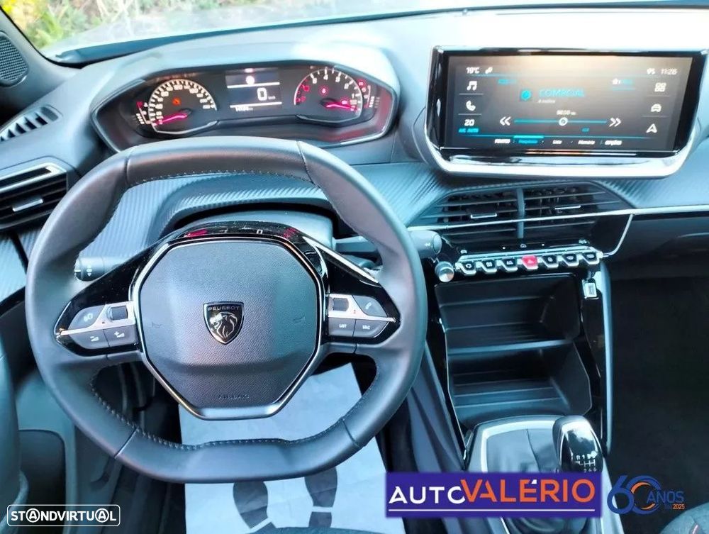 Peugeot 2008 1.2 PureTech Style - 18