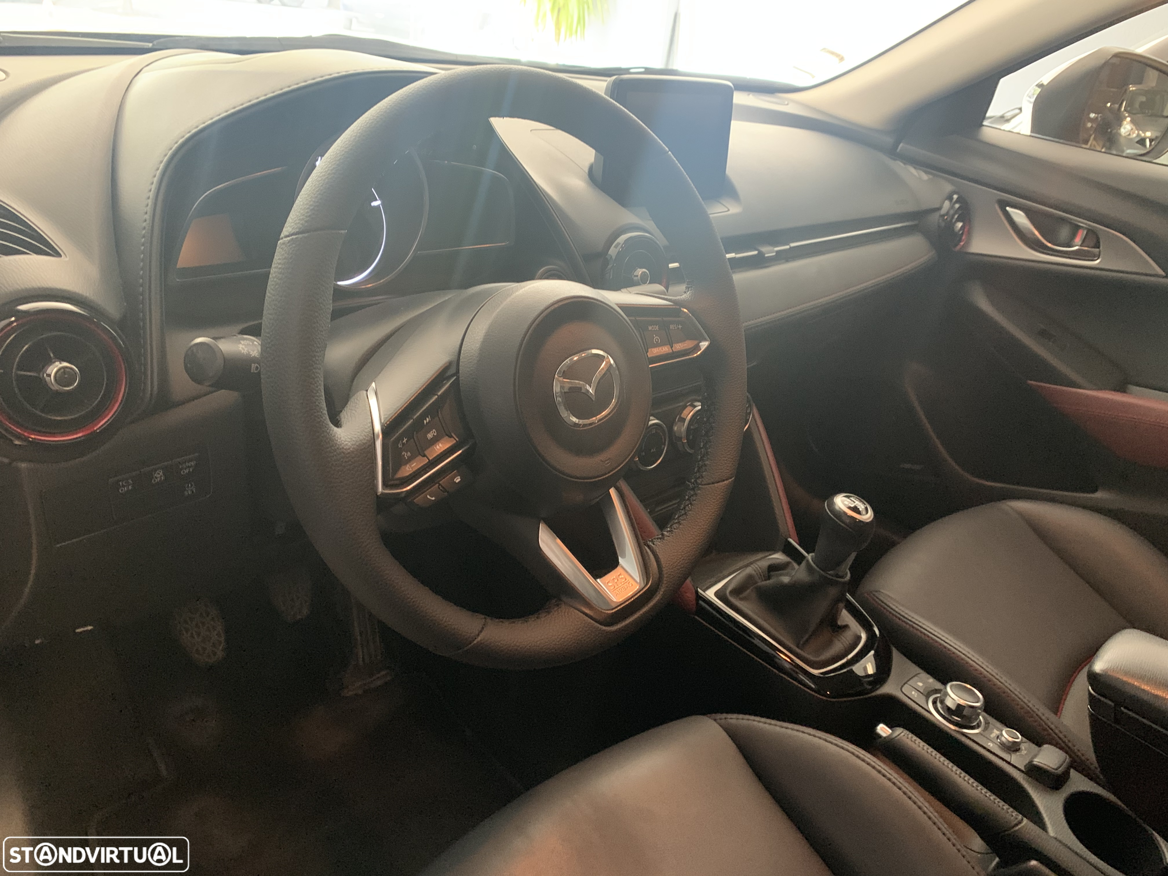 Mazda CX-3 1.5 Sky.Excellence HT Navi - 20