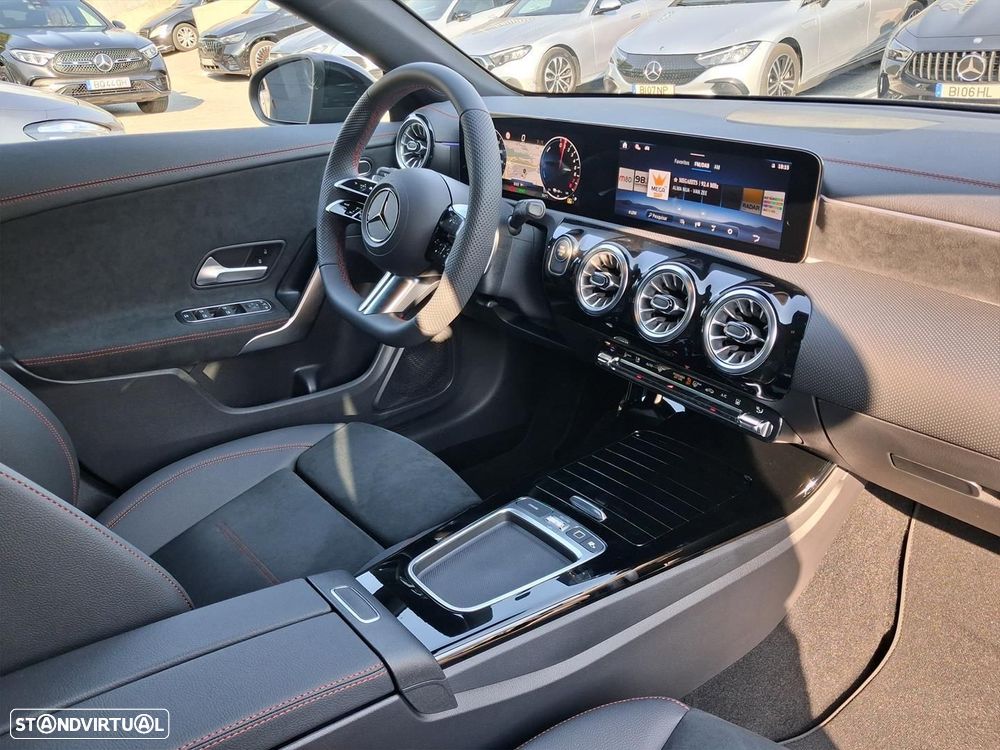 Mercedes-Benz CLA 250 e Shooting Brake AMG Line - 15