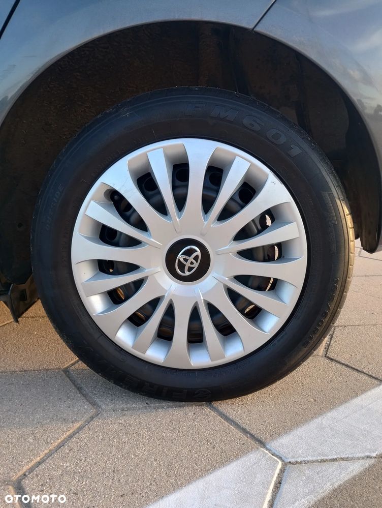 Toyota Yaris 1.33 2010 - 13