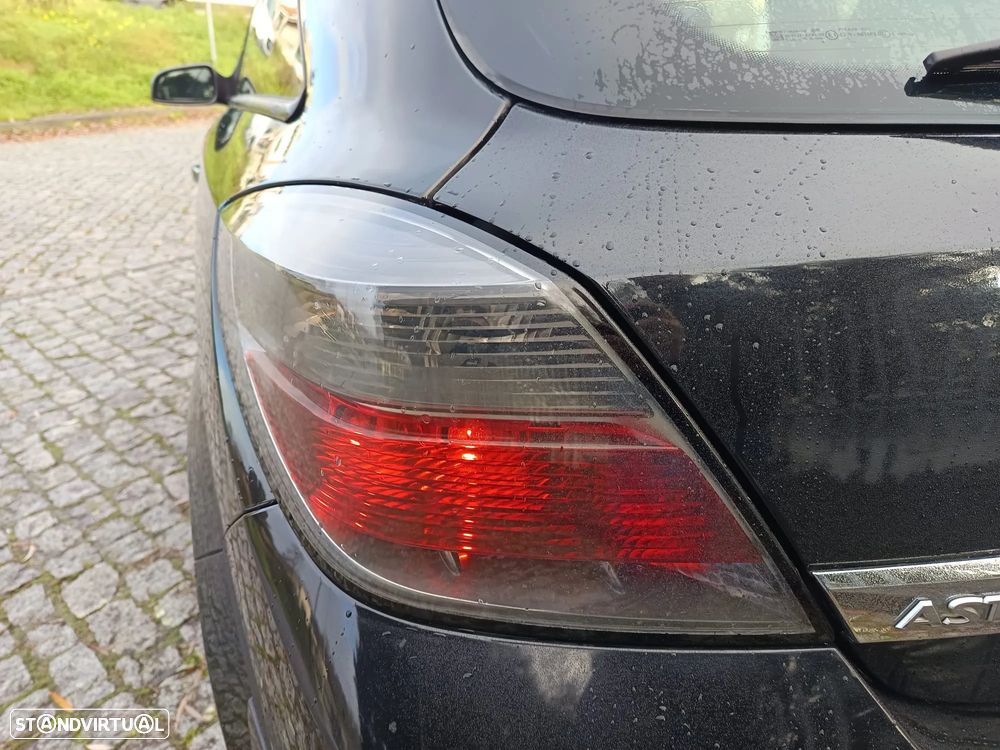 Opel Astra GTC 1.7 CDTI DPF Sport - 11