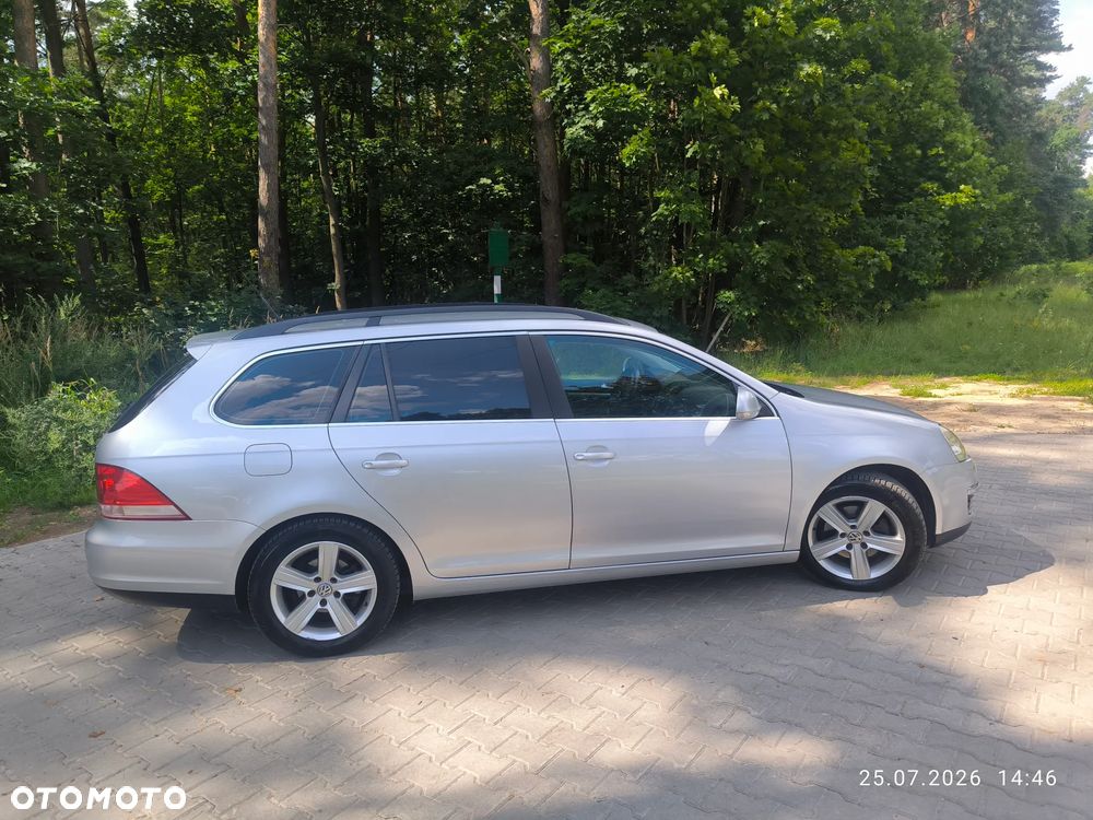 Volkswagen Golf 2.0 TDI Comfortline - 2