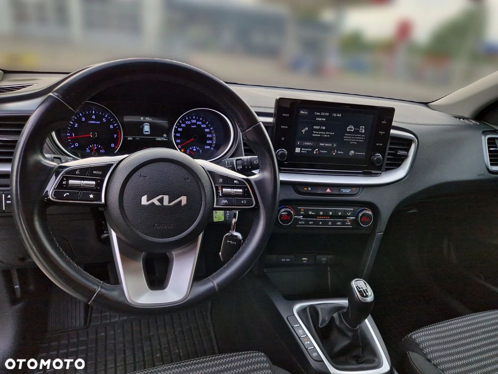 Kia Ceed 1.5 T-GDI M - 14