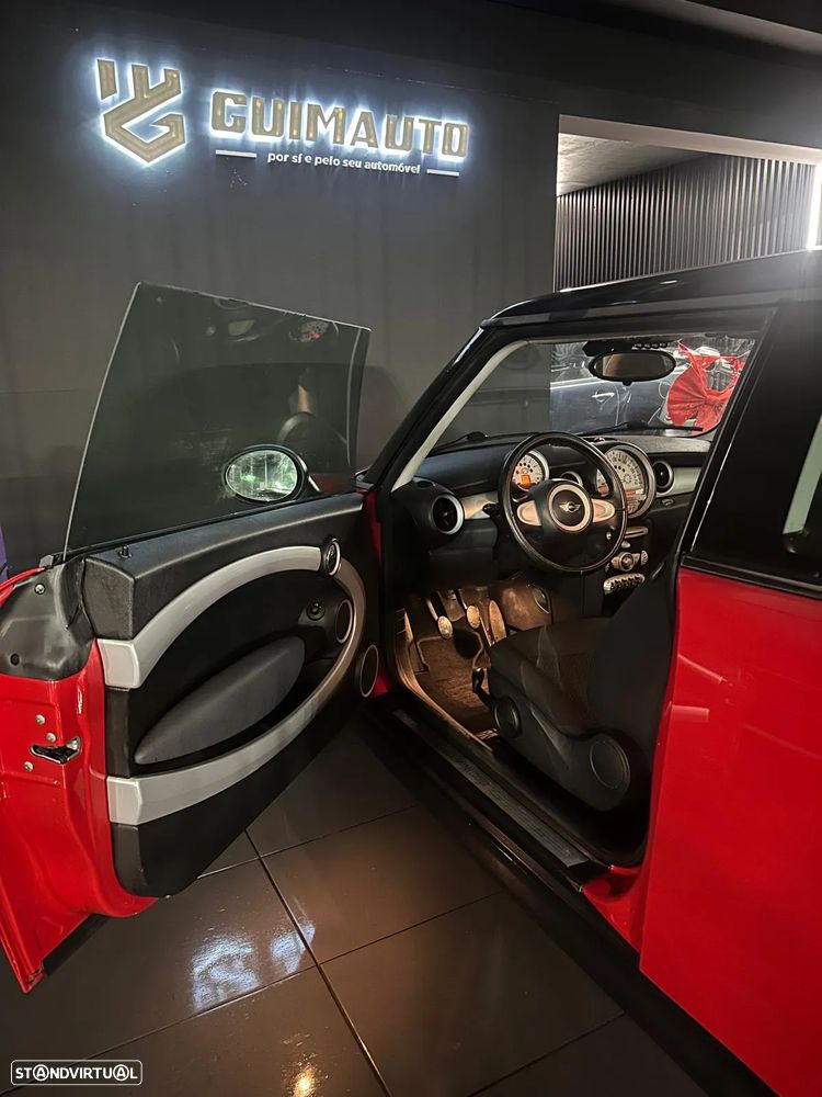 MINI 3 Portas Cooper D - 12