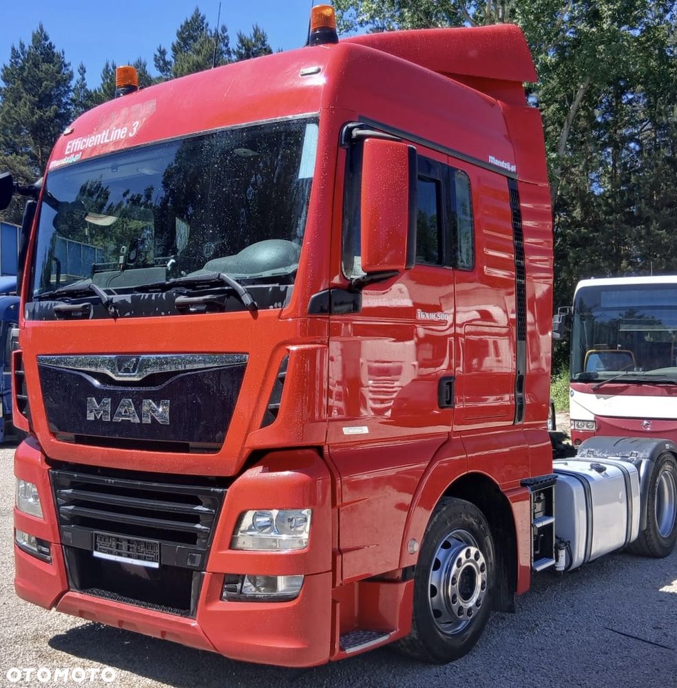 MAN TGX 18.500 XLX AUTOMAT SPOJLERY KLIMA WEBASTO OPONY:90% 698000km 2xALUTANK ACC SKÓRA NAVI EURO 6 2018 ŁADNY - 1