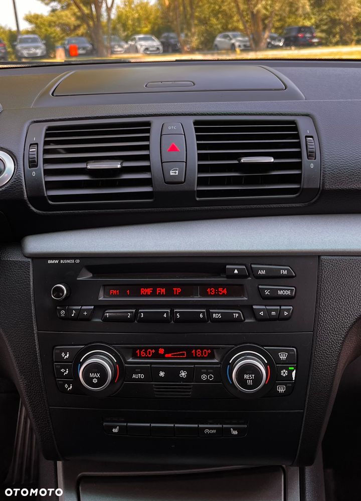 BMW Seria 1 118d - 10