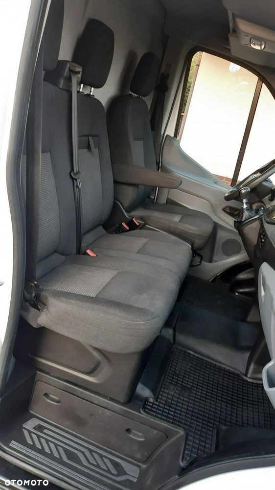 Ford Transit - 8