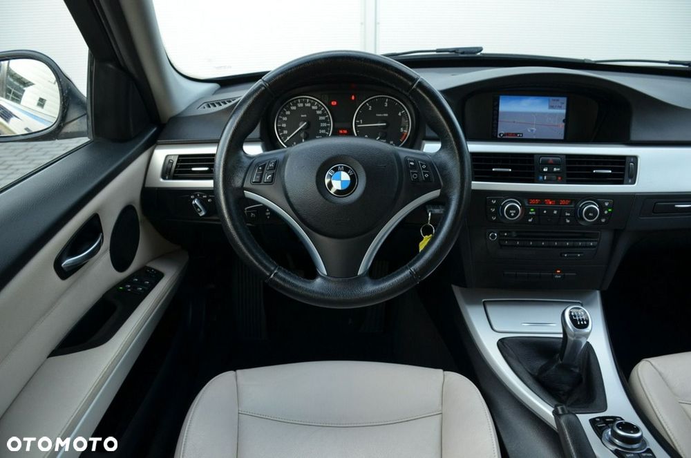 BMW Seria 3 - 31
