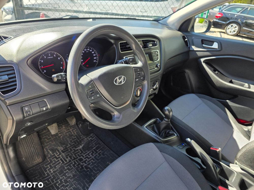 Hyundai i20 1.2 Classic - 13