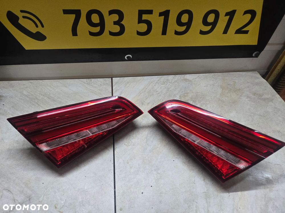AUDI A3 8V SPORTBACK LAMPA LEWA PRAWA W KLAPĘ