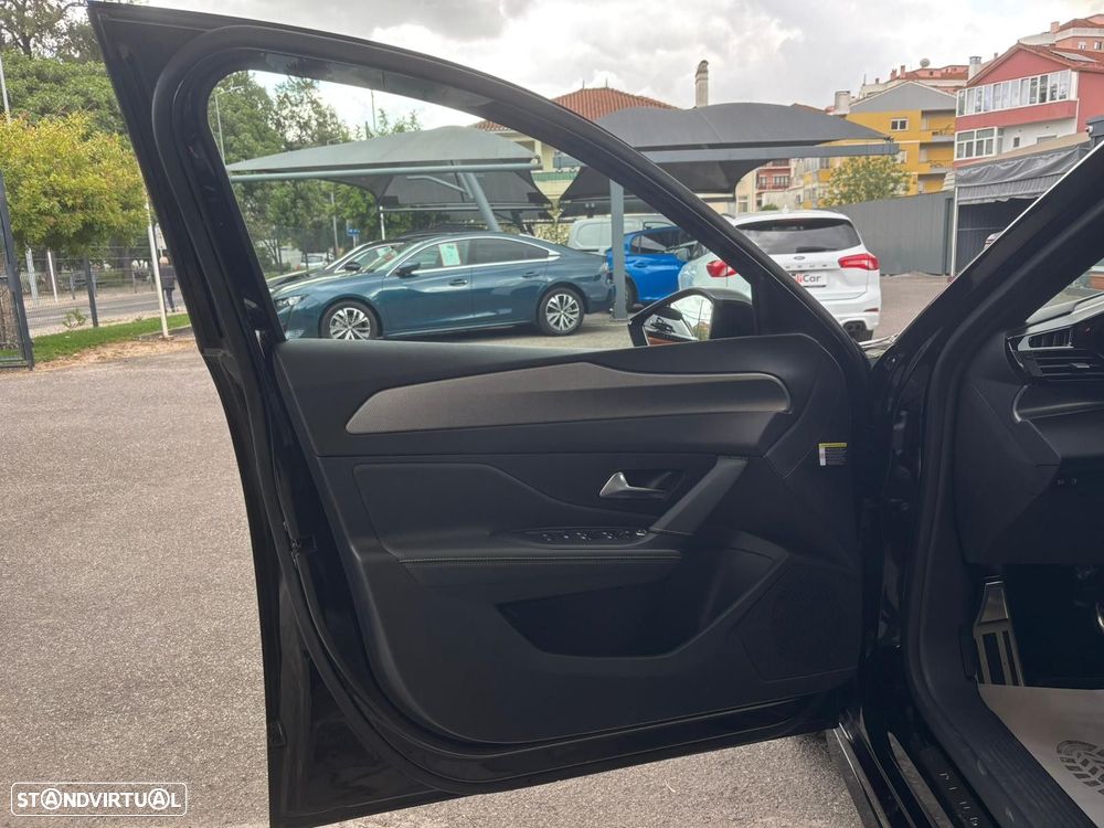 Peugeot 308 1.6 Hybrid GT Pack e-EAT8 - 18