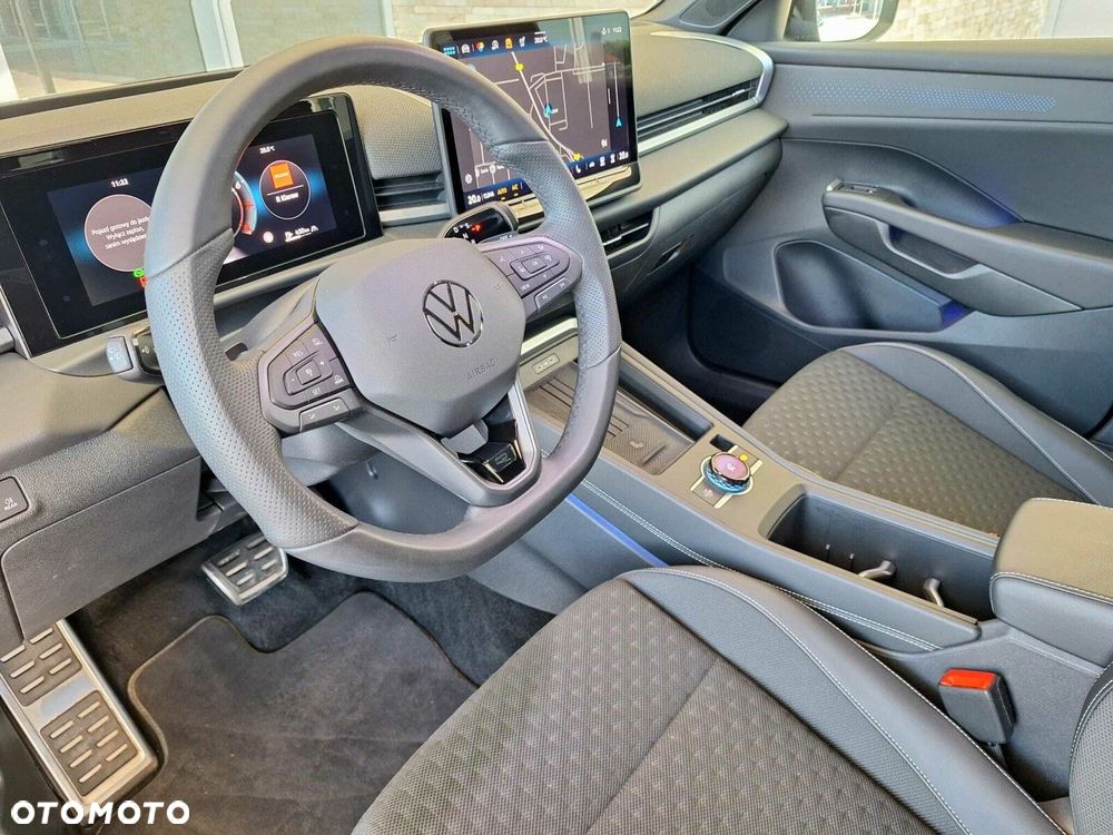 Volkswagen T-Roc - 10